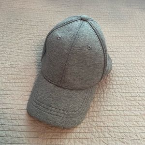 LULULEMON Baller Hat
